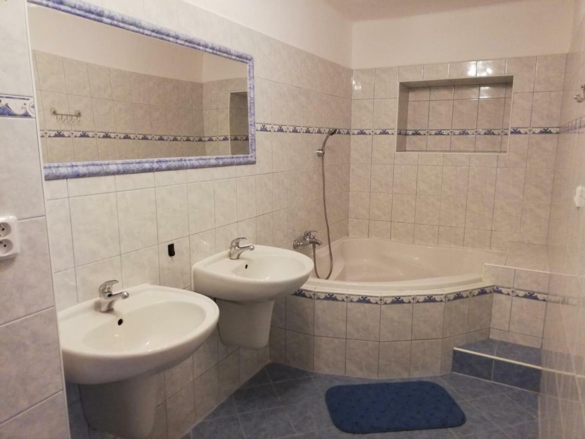 Chata Černá v Pošumaví Cerna v Posumavi Exterior foto