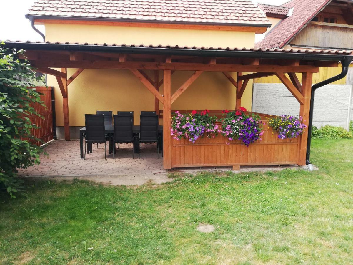Chata Černá v Pošumaví Cerna v Posumavi Exterior foto